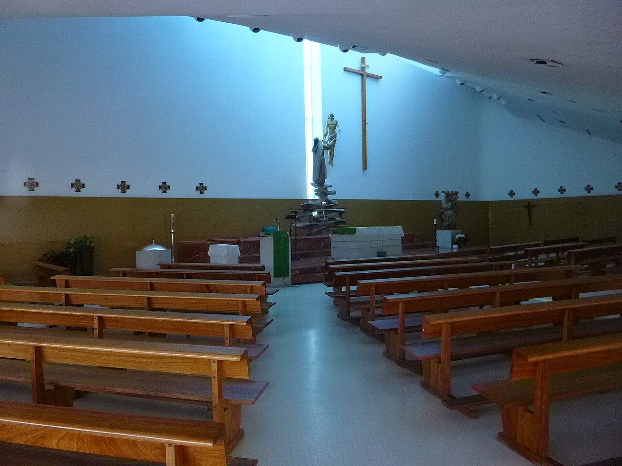 Iglesia de Santa Teresa de Jesús (Tres Cantos)